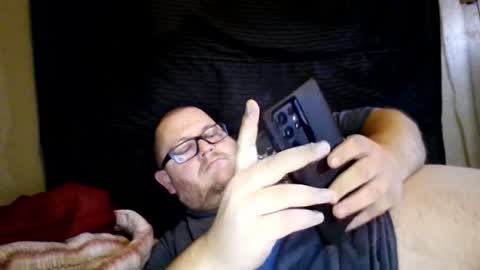 Snapshot of creeeping_death chatting on January 2025 04:07:01 AM The hopeless romantic online show from January 2025 04:07:01 AM