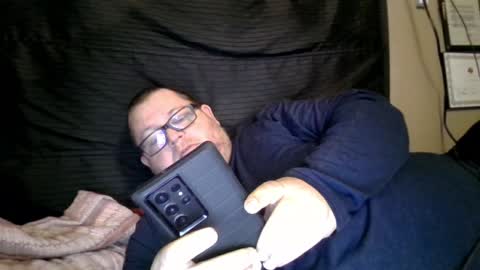 Snapshot of creeeping_death chatting on February 2025 08:45:02 PM The hopeless romantic online show from February 2025 08:45:02 PM