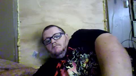 Snapshot of creeeping_death chatting on October 2025 08:09:02 PM The hopeless romantic online show from October 2025 08:09:02 PM