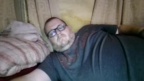 Snapshot of creeeping_death chatting on June 2026 05:37:01 AM The hopeless romantic online show from June 2026 05:37:01 AM