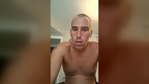 Snapshot of creilly1026 chatting on July 2026 05:00:02 PM creilly1026 online show from July 2026 05:00:02 PM