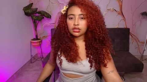 crespa_latin_ online show from December 2025 01:34:02 AM