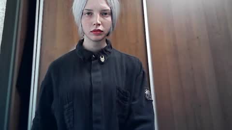 Snapshot of crimson_lady6 chatting on May 2026 04:46:01 PM crimson_lady6 online show from May 2026 04:46:01 PM