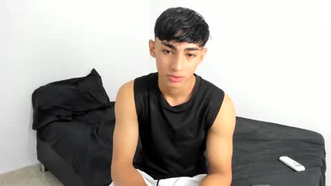 Snapshot of cris1260 chatting on February 2025 07:47:02 PM Cristian online show from February 2025 07:47:02 PM