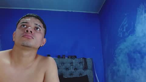 CRISANDMERY online show from September 2025 04:34:02 AM