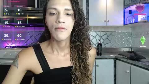Snapshot of crisozzz chatting on May 2026 05:40:01 PM Cristina Onazis online show from May 2026 05:40:01 PM