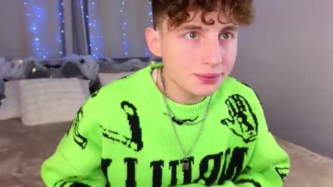 Chris online show from October 2025 03:07:01 PM