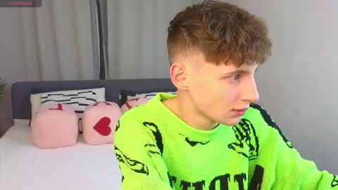 Chris online show from November 2025 04:52:01 PM