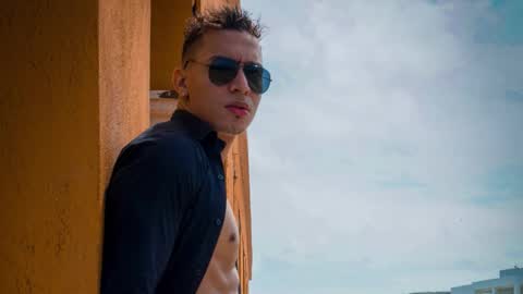 Cristopher online show from March 2026 01:40:02 AM