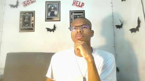 criss_zuri online show from October 2025 11:45:02 AM