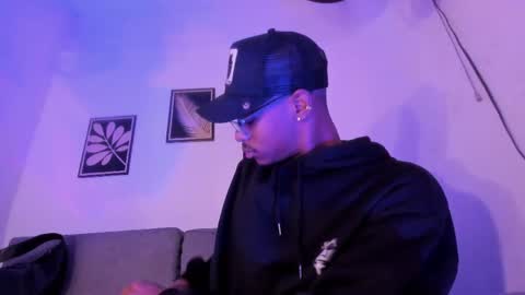 Snapshot of criss_zuri chatting on April 2026 12:03:01 PM criss_zuri online show from April 2026 12:03:01 PM