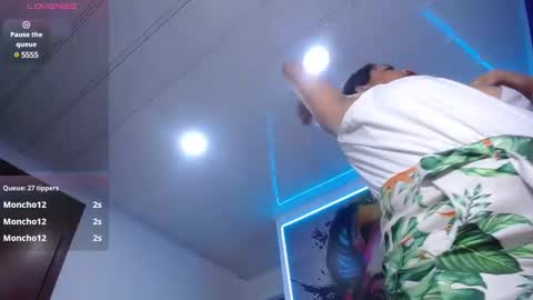 Milena online show from February 2025 05:15:02 AM