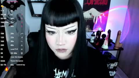 Snapshot of cristal_kosh chatting on July 2026 09:12:01 PM Cris online show from July 2026 09:12:01 PM