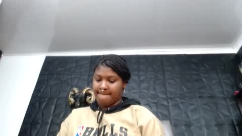 Snapshot of cristal_smith06 chatting on April 2026 10:52:01 AM Hanna online show from April 2026 10:52:01 AM