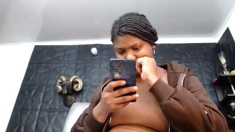 Snapshot of cristal_smith06 chatting on May 2026 09:50:02 AM Hanna online show from May 2026 09:50:02 AM