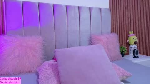 STEFANYIG cristalsubin online show from December 2025 11:38:02 AM