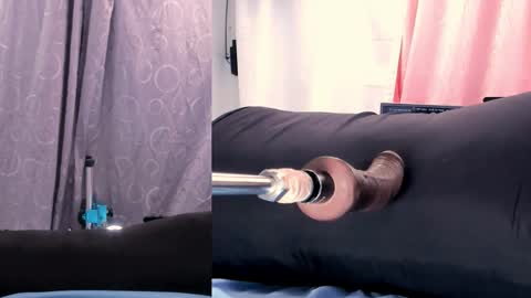 cristal_thompson_ online show from November 2025 01:51:01 PM