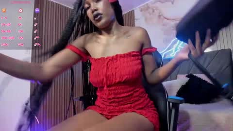 Snapshot of cristalbroke_tay chatting on May 2026 07:11:01 PM Crystalbroke online show from May 2026 07:11:01 PM