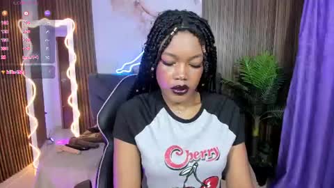 Snapshot of cristalbroke_tay chatting on June 2026 07:04:02 PM Crystalbroke online show from June 2026 07:04:02 PM