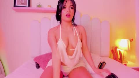 Cristal online show from December 2025 04:20:03 AM