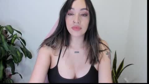 Snapshot of cristall_sweett0 chatting on December 2025 09:54:02 PM sofia online show from December 2025 09:54:02 PM