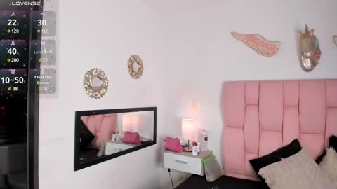 cristal online show from February 2025 01:06:01 PM