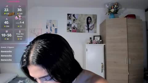 cristal online show from October 2025 02:17:02 PM