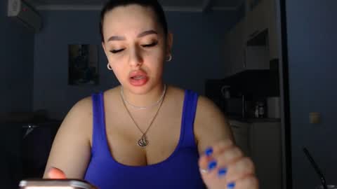 cristalnight online show from December 2024 12:27:02 PM