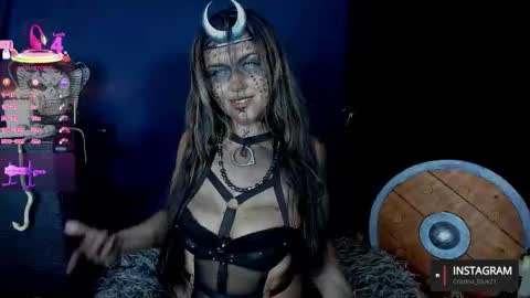 Cristina  online show from October 2025 09:28:01 AM