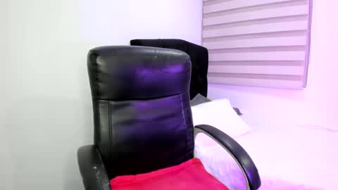 Cristina Laurent online show from December 2024 12:22:01 AM