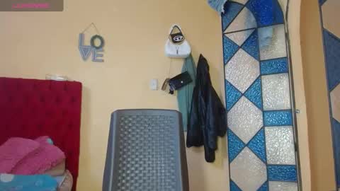 cristinamontiel74 online show from February 2025 02:45:02 PM