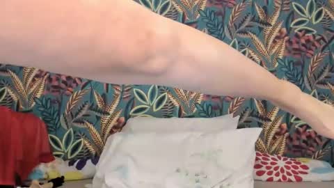 Snapshot of cristinnna chatting on December 2025 07:01:02 PM Cristina online show from December 2025 07:01:02 PM