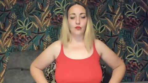 Snapshot of cristinnna chatting on March 2026 06:36:01 PM Cristina online show from March 2026 06:36:01 PM