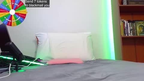 Tell me God  independent model show your respect at all times online show from February 2026 12:36:01 AM