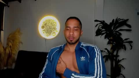 Snapshot of cristobal12cock chatting on February 2026 04:31:01 AM Cristian online show from February 2026 04:31:01 AM