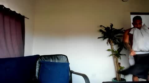 Snapshot of cristobal12cock chatting on April 2026 03:39:01 PM Cristian online show from April 2026 03:39:01 PM