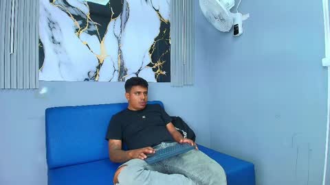 cristopher_collins2 online show from May 2026 05:56:02 AM