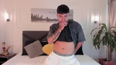 Snapshot of cristopher_strong chatting on May 2026 01:26:02 PM Cristopher online show from May 2026 01:26:02 PM