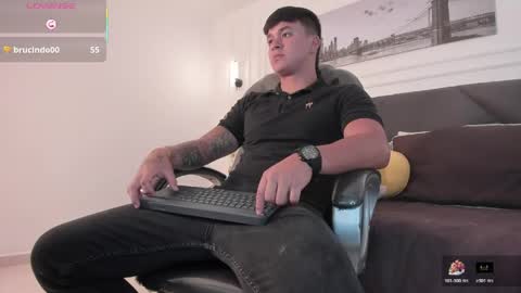 Snapshot of cristopher_strong chatting on May 2026 02:11:01 PM Cristopher online show from May 2026 02:11:01 PM