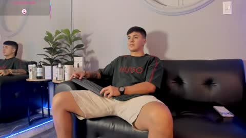 Snapshot of cristopher_strong chatting on July 2026 01:46:02 PM Cristopher online show from July 2026 01:46:02 PM