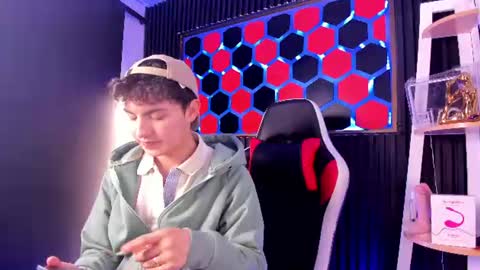Cristopher  online show from June 2026 10:00:02 PM