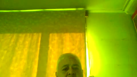 Snapshot of crmperez chatting on May 2026 07:42:01 PM crmperez online show from May 2026 07:42:01 PM
