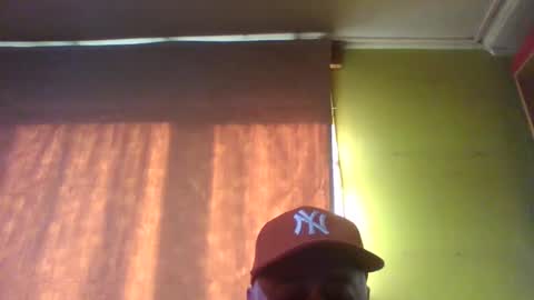 Snapshot of crmperez chatting on May 2026 08:21:02 PM crmperez online show from May 2026 08:21:02 PM