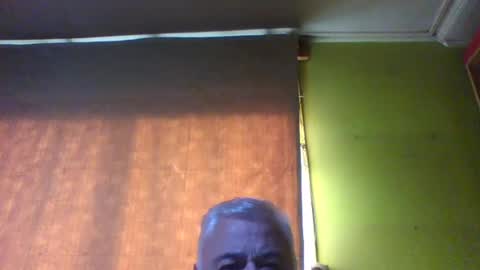 Snapshot of crmperez chatting on June 2026 06:27:01 PM crmperez online show from June 2026 06:27:01 PM