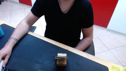 crocken_bisc online show from April 2026 04:53:02 PM