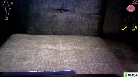 Linda Cross online show from October 2025 02:33:01 AM