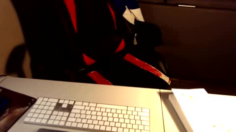 Snapshot of crossdressercrowe chatting on November 2025 01:27:01 AM Insta theramonacrowecd online show from November 2025 01:27:01 AM