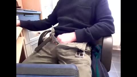 Snapshot of croup45 chatting on February 2025 03:04:01 PM croup45 online show from February 2025 03:04:01 PM