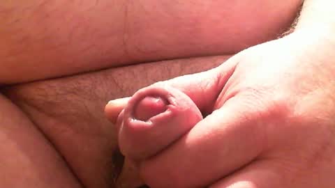 crowning85 online show from March 2026 02:56:01 PM