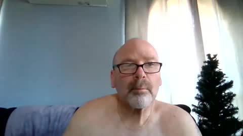 Snapshot of cruising_guy chatting on June 2026 01:00:02 PM fun guy online show from June 2026 01:00:02 PM